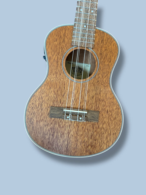 Sound Smith 6 string ukulele